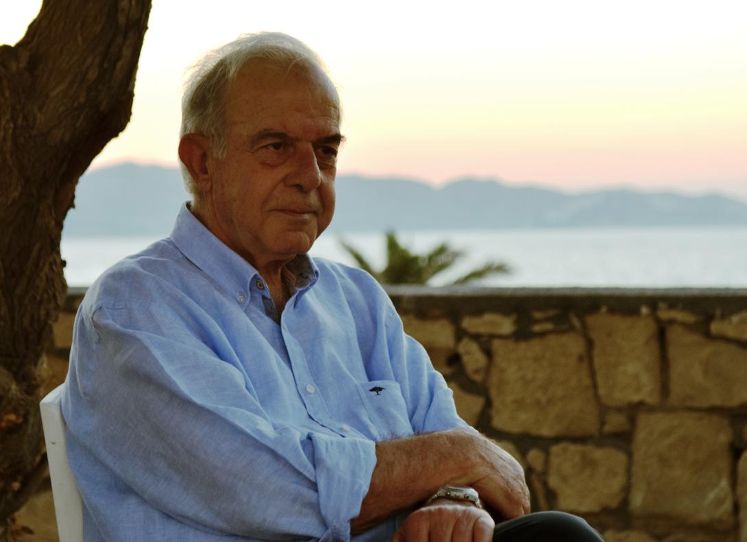 Βασίλης Λαμπρινός