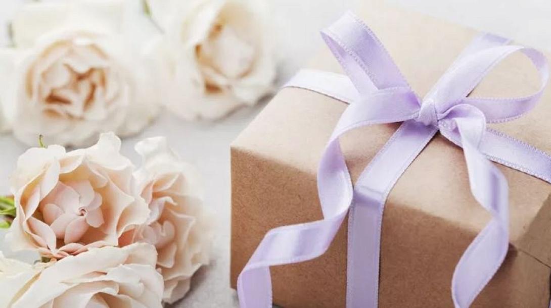 γαμηλιο δωρο