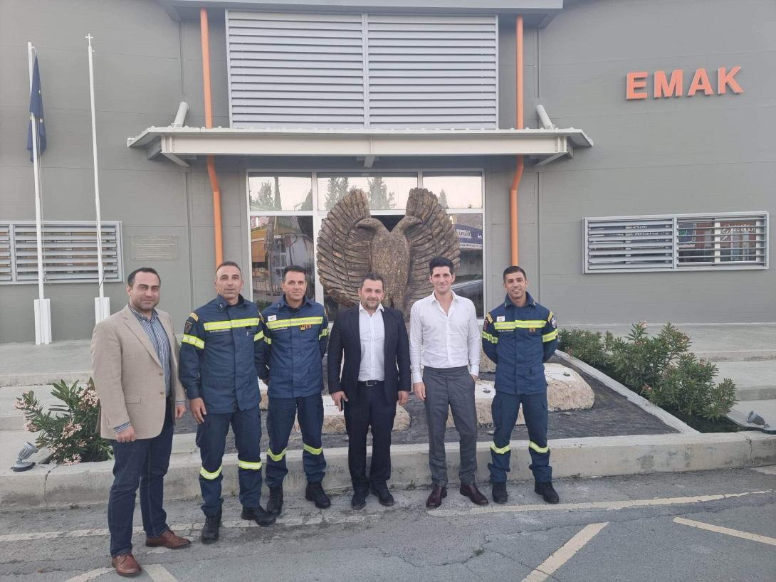 Πυροσβέστες