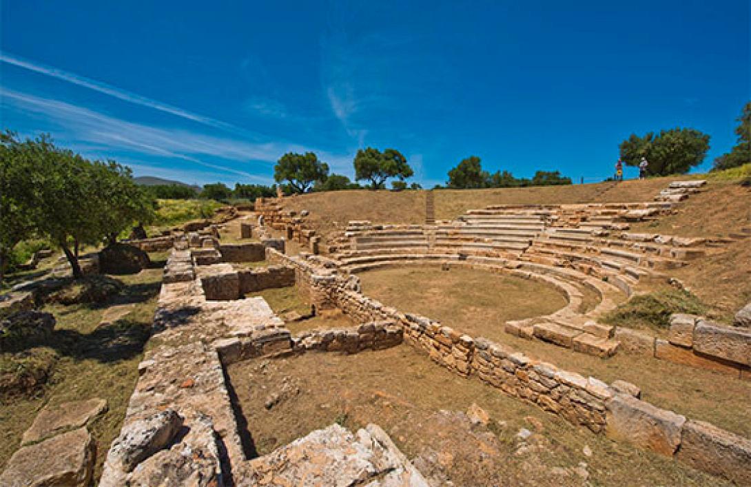 αρχαιο θεατρο απτερας