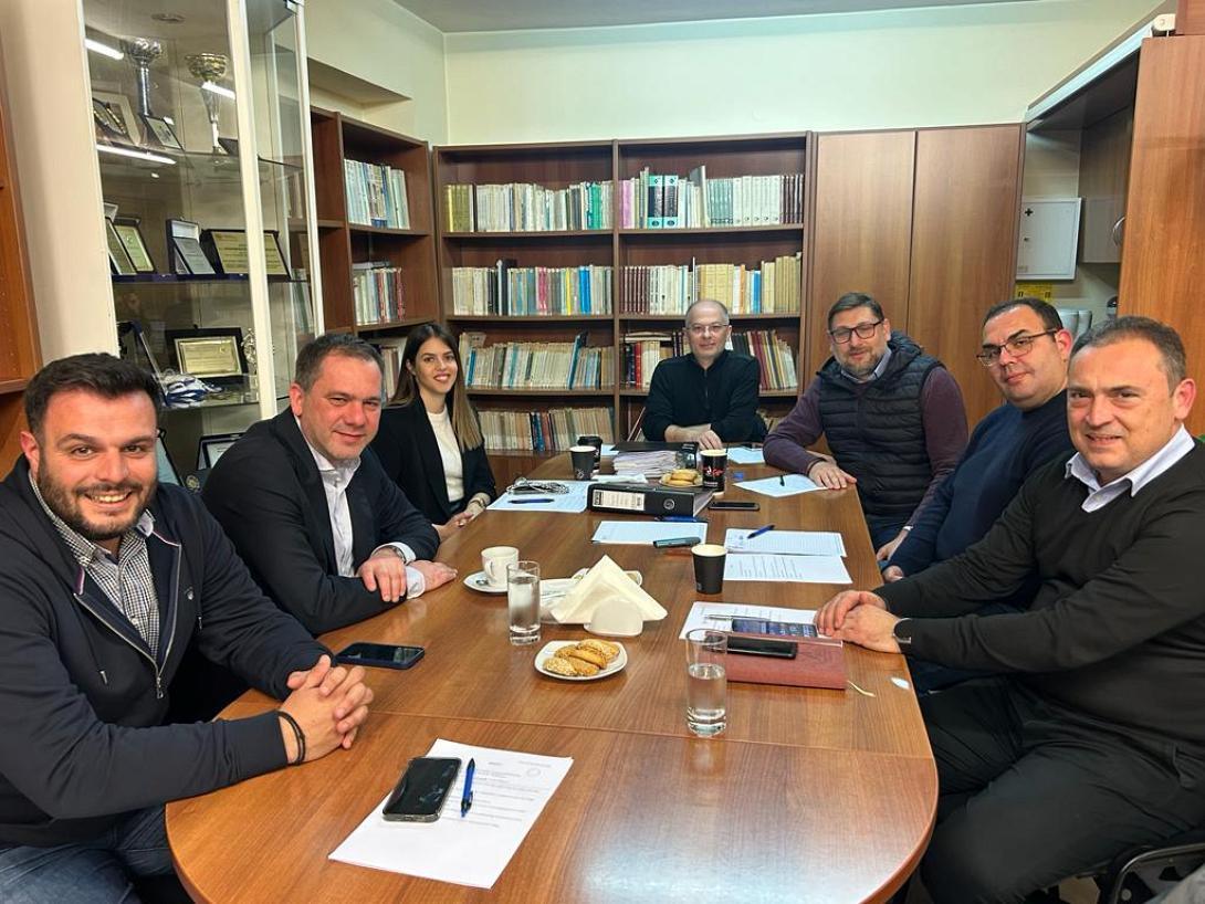 Ο Φ. Λαμπρινός  στο Οικονομικό Επιμελητήριο