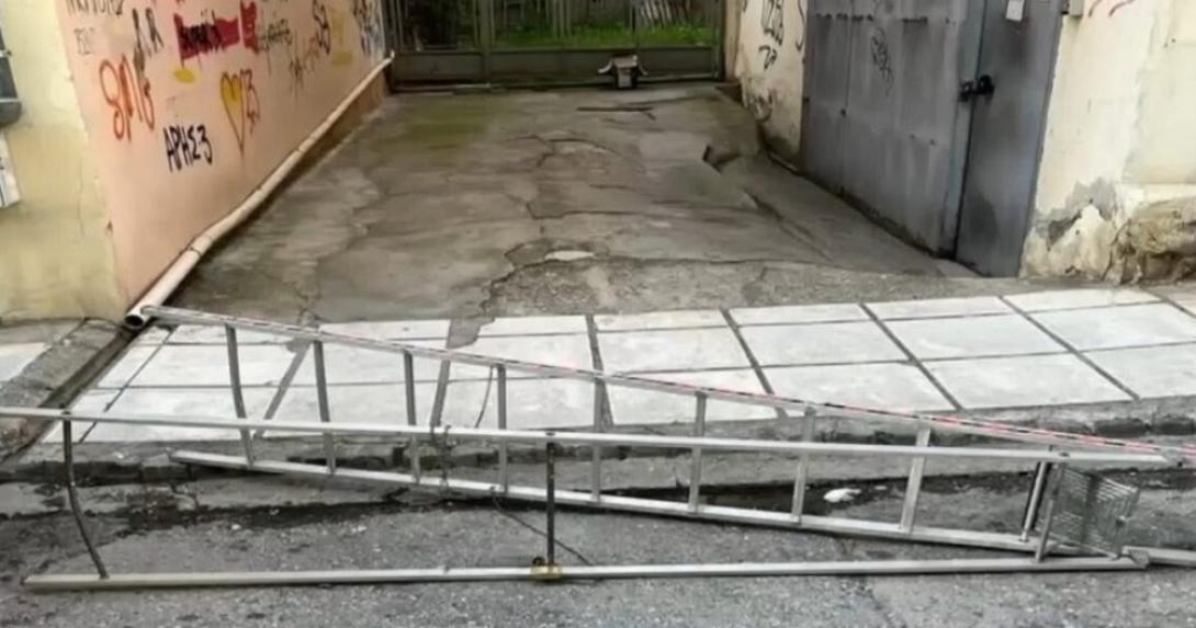 σκάλα πάρκινγκ