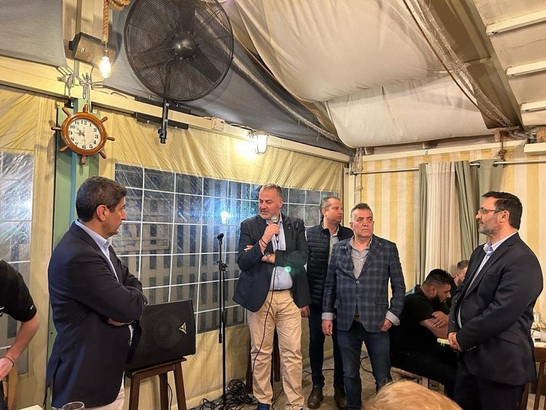 αυγενακης ηροδοτος