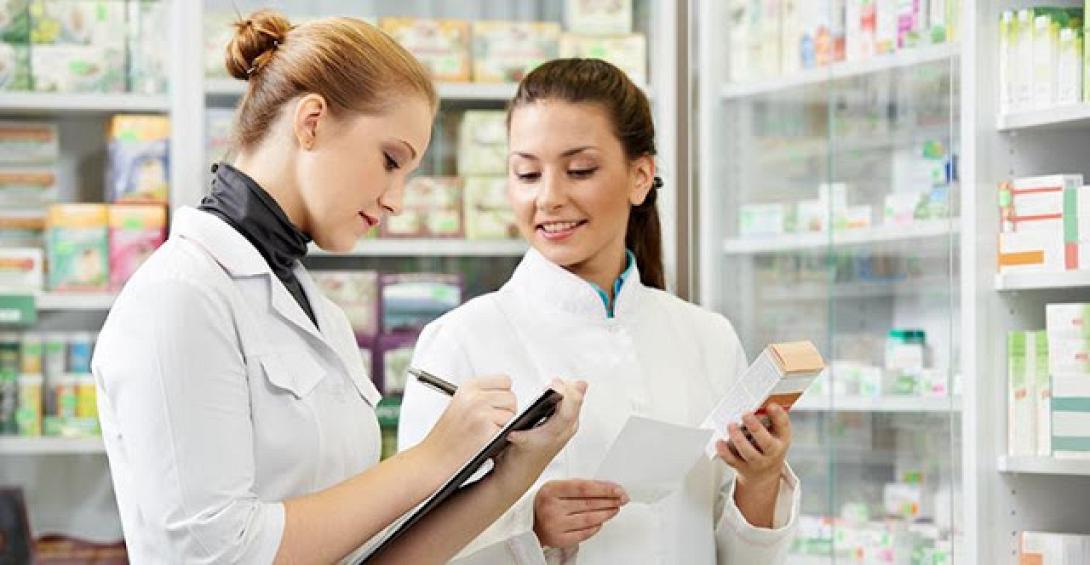 φαρμακοποιος