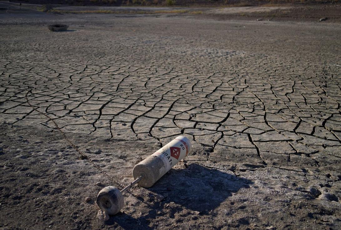 λίμνη ξηρασία