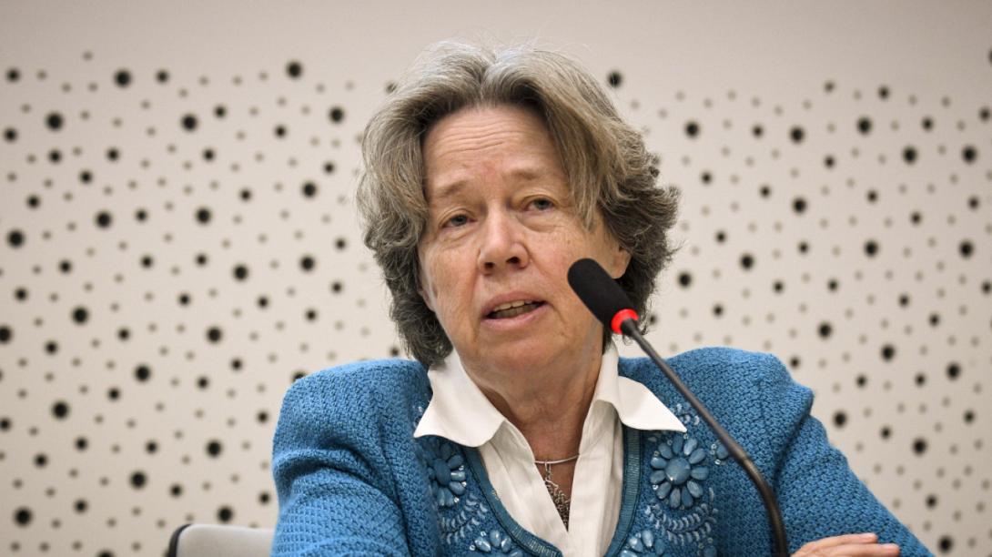 Αθηνά Λινού