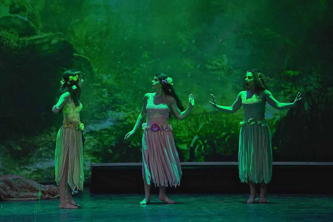 ΟΝΕΙΡΟ ΘΕΡΙΝΗς ΝΥΚΤΟς