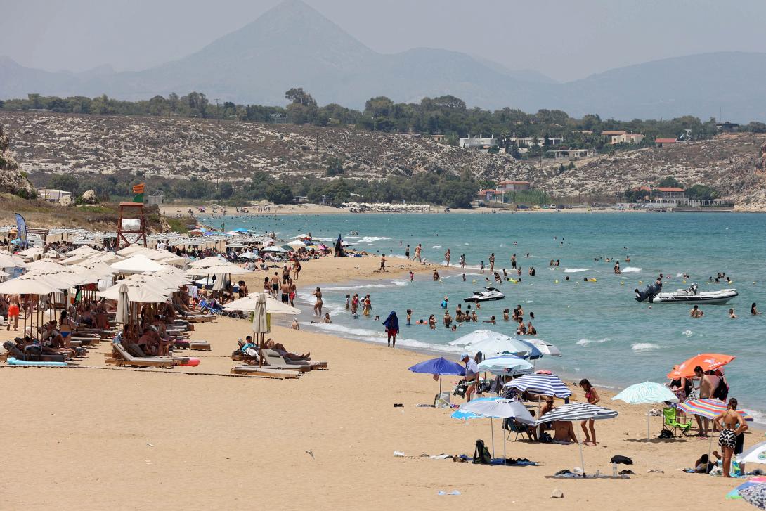 Απόδραση στις παραλίες για λίγη δροσιά