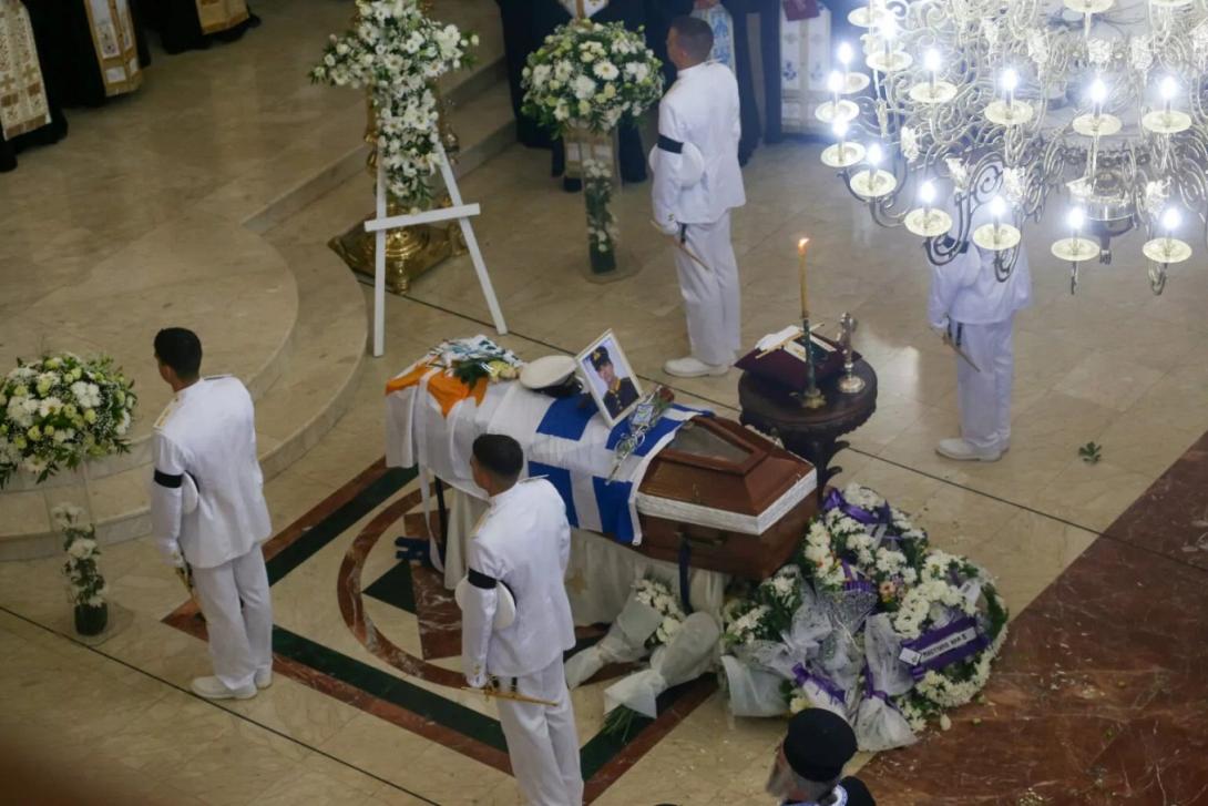 Κηδεύτηκε ο 20χρονος Εύελπις που «έσβησε» σε στρατιωτική άσκηση