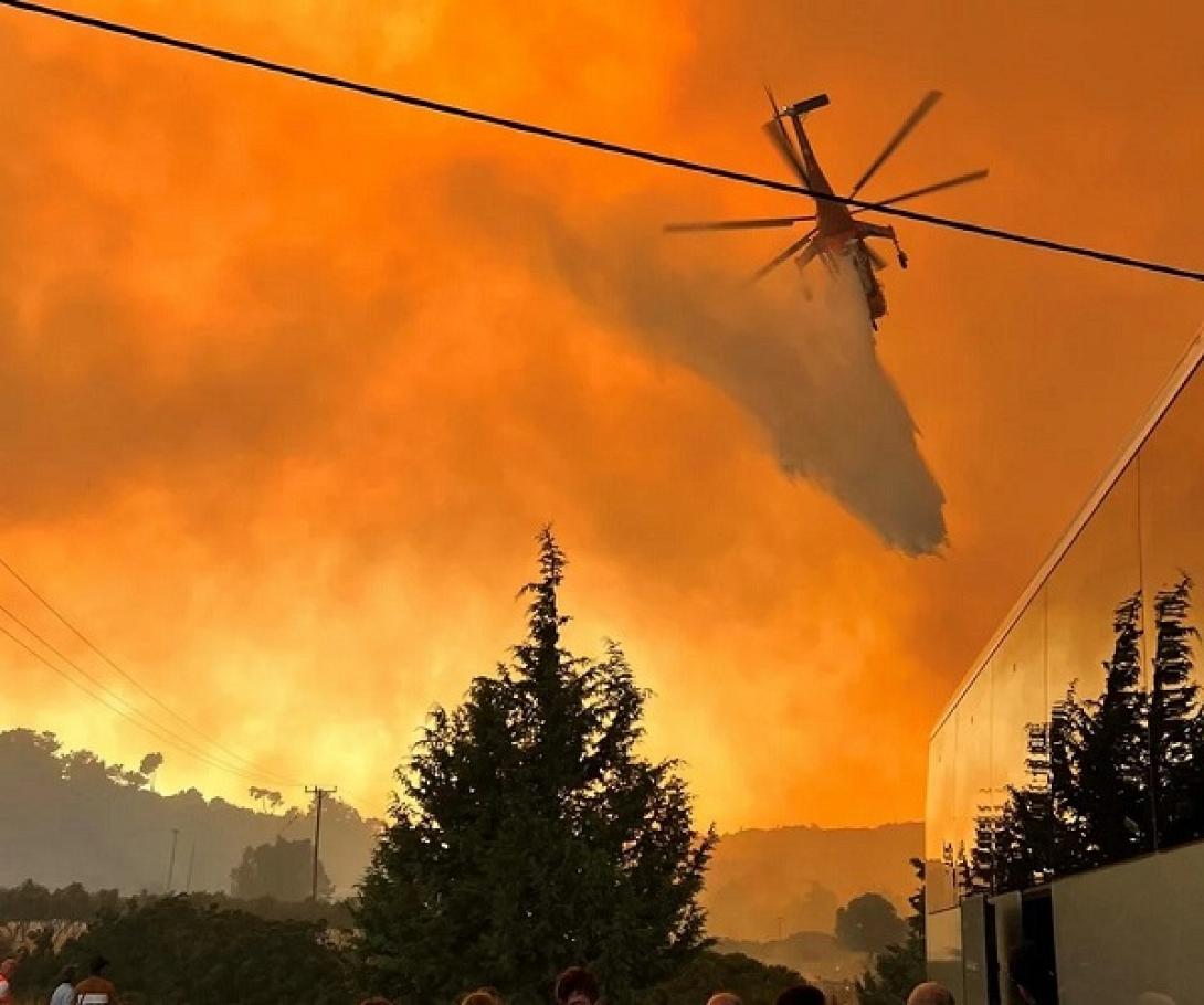 Φωτιά στη Ρόδο