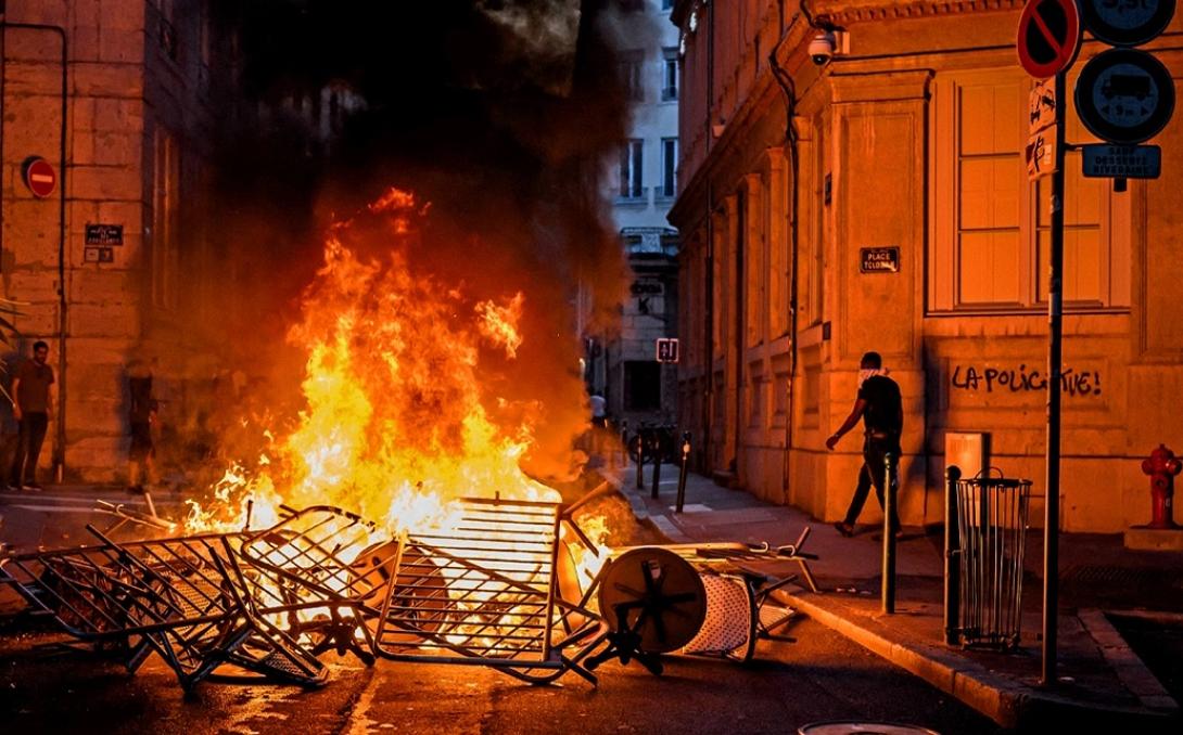 γαλλία επεισόδια