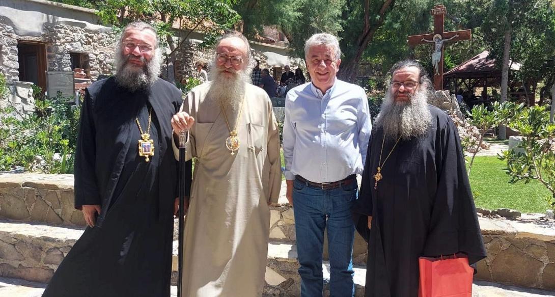 αρναουτακης μονη κουδουμα