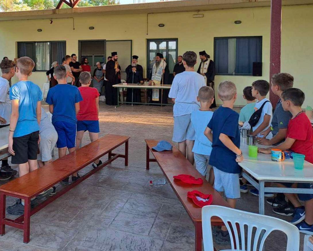 Αγιασμός στις Κατασκηνώσεις της Ιεράς Αρχιεπισκοπής Κρήτης