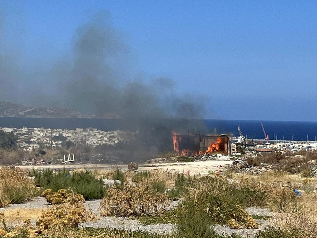 φωτια δυο αορακια