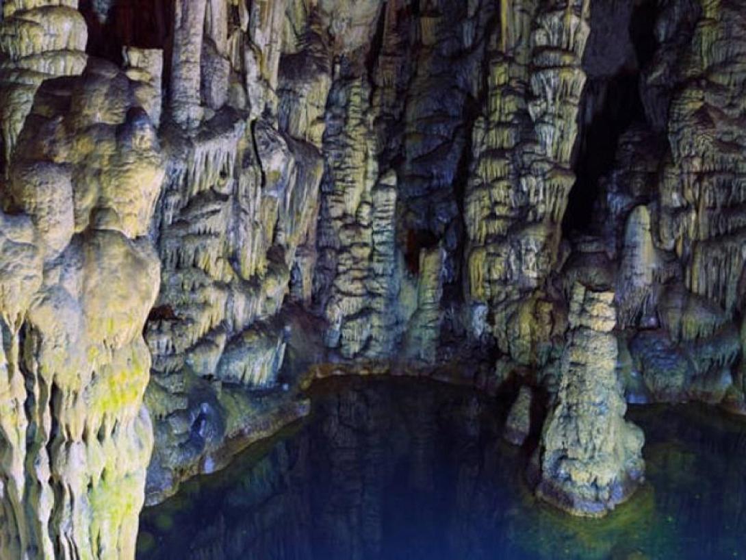 ΔΙΚΤΑΙΟ ΑΝΤΡΟ