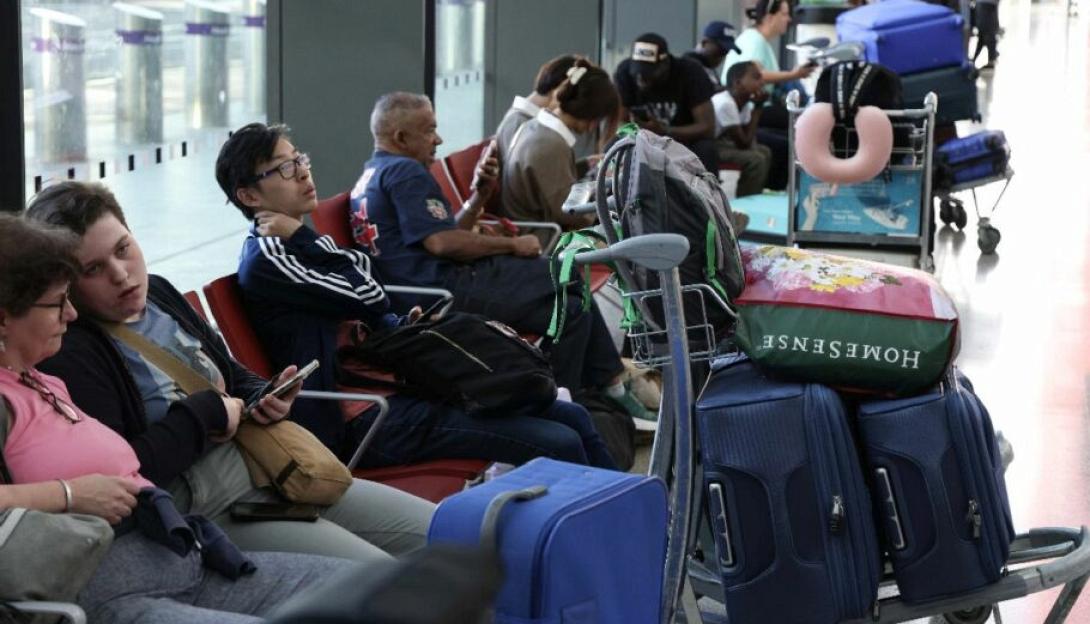 βρετανία χάος αεροδρόμια