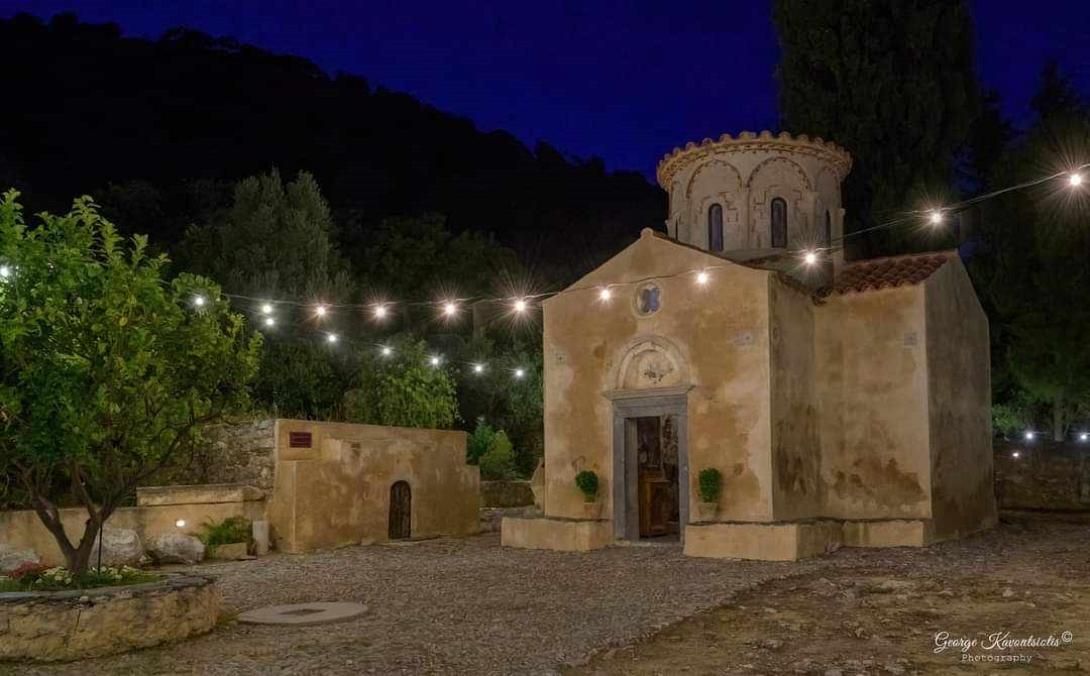 παναγία γκουβερνιώτισσα