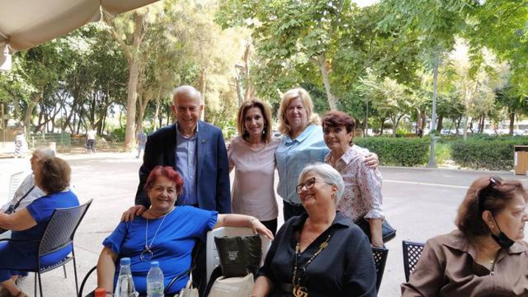 Βασίλης Λαμπρινός 