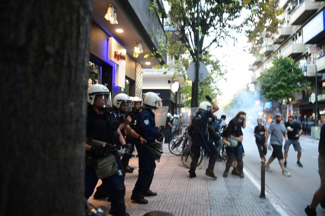 επεισοδια λαρισα