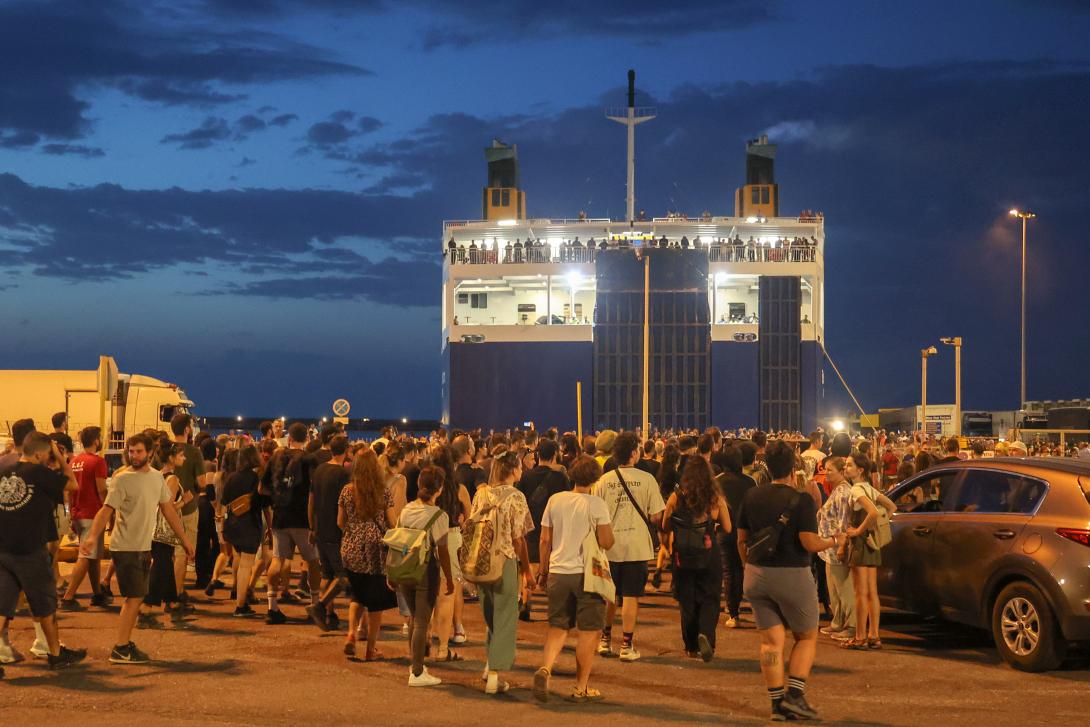 κινητοποιηση στο λιμανι