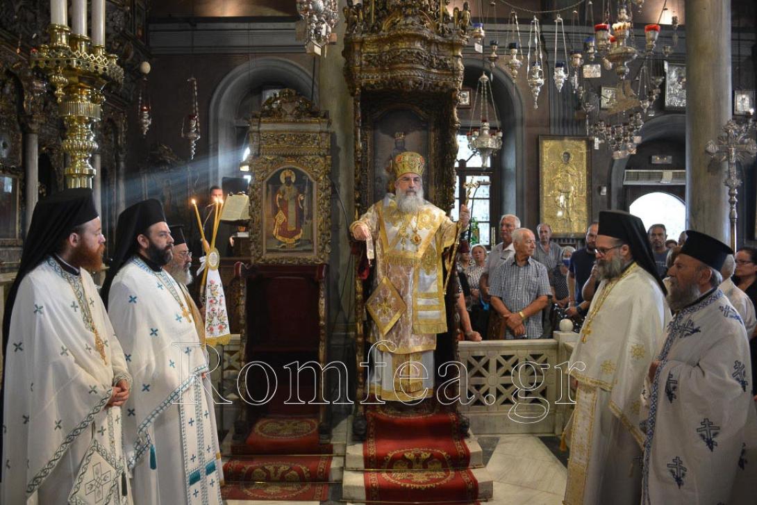 Ο Αρχιεπίσκοπος Κρήτης στην Τήνο