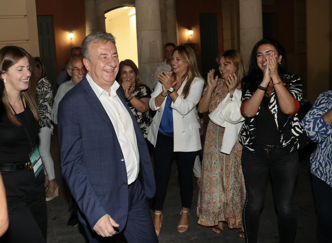 Σταύρος Αρναουτάκης