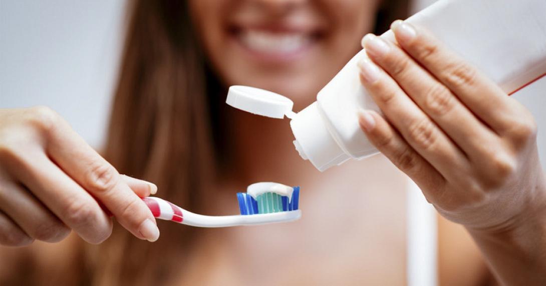 βούρτσισμα δοντών 