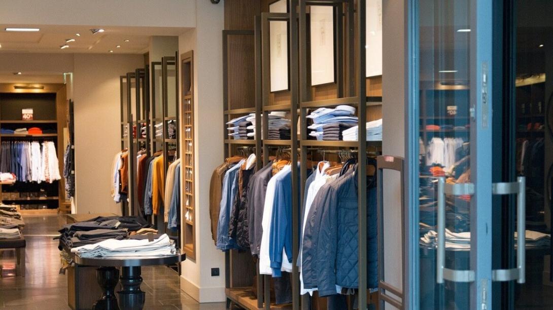 μαγαζί ρούχα