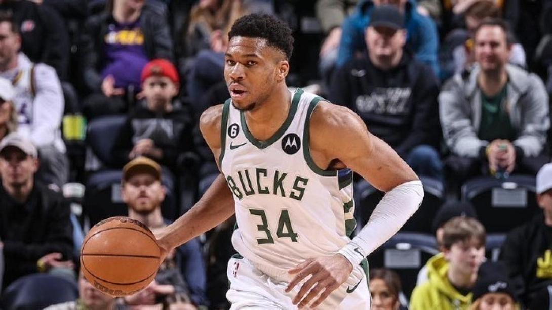 ΑΝΤΕΤΟΚΟΥΝΜΠΟ