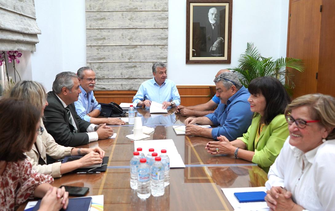 ΑΡΝΑΟΥΤΑΚΗς