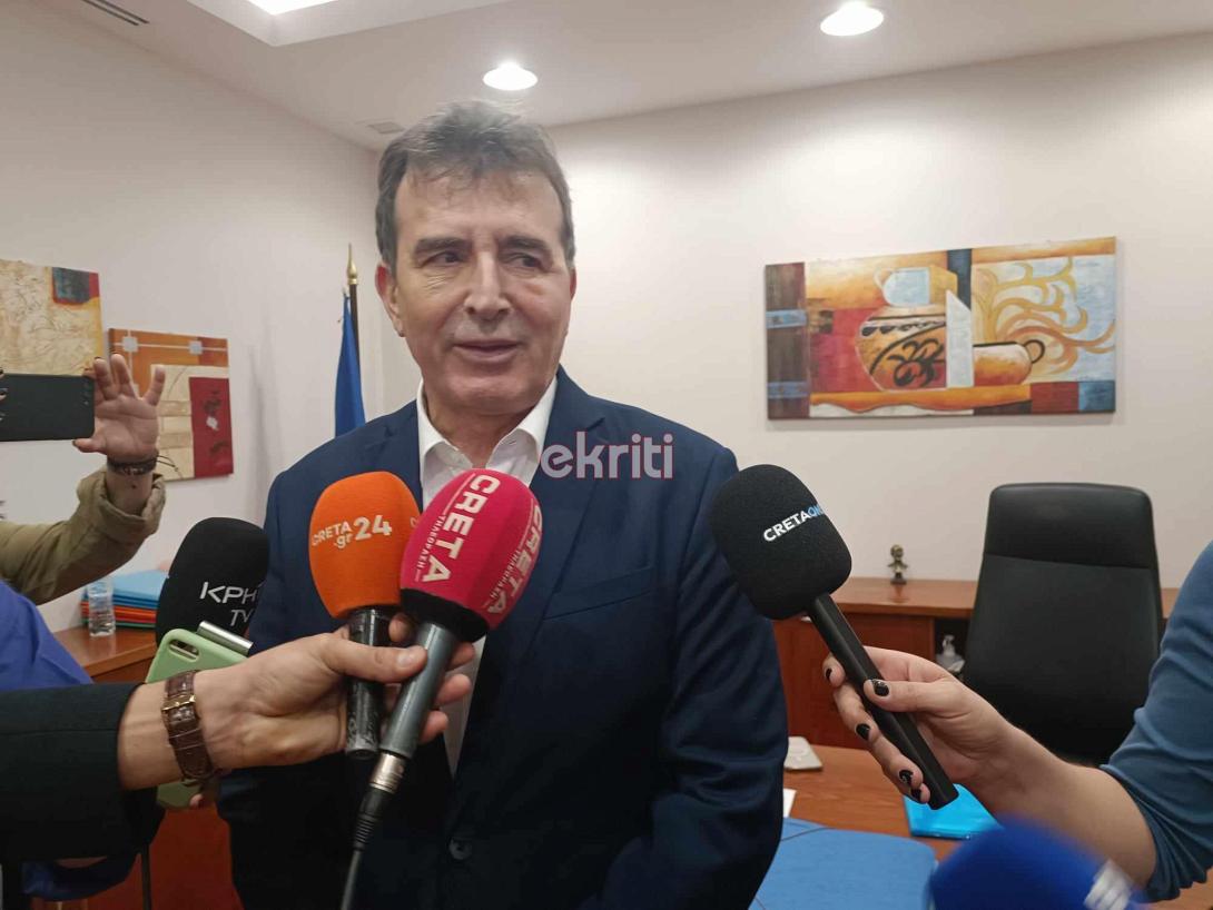 μιχάλης χρυσοχοϊδης βενιζέλειο