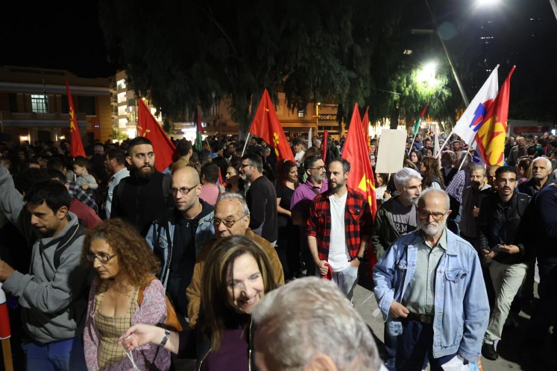 Πολυτεχνείο - Διαδήλωση 