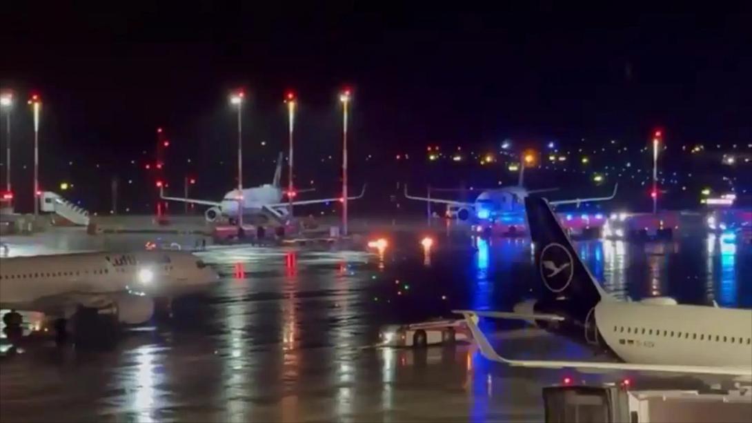 αεροδρόμιο νύχτα