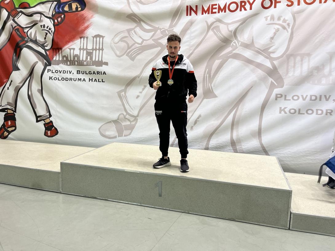 ΤΖΑΝΙΔΗΣ ΑΝΔΡΕΑΣ