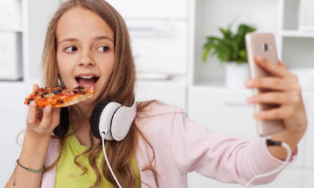 influencer παιδί