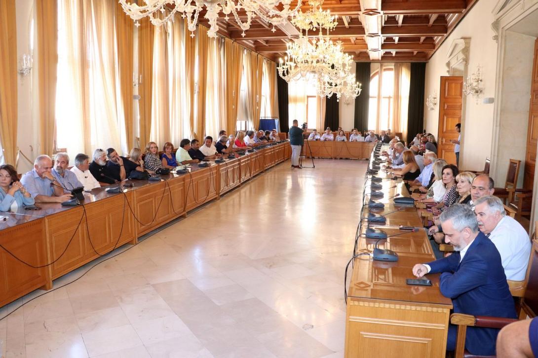 Δημοτικό συμβούλιο