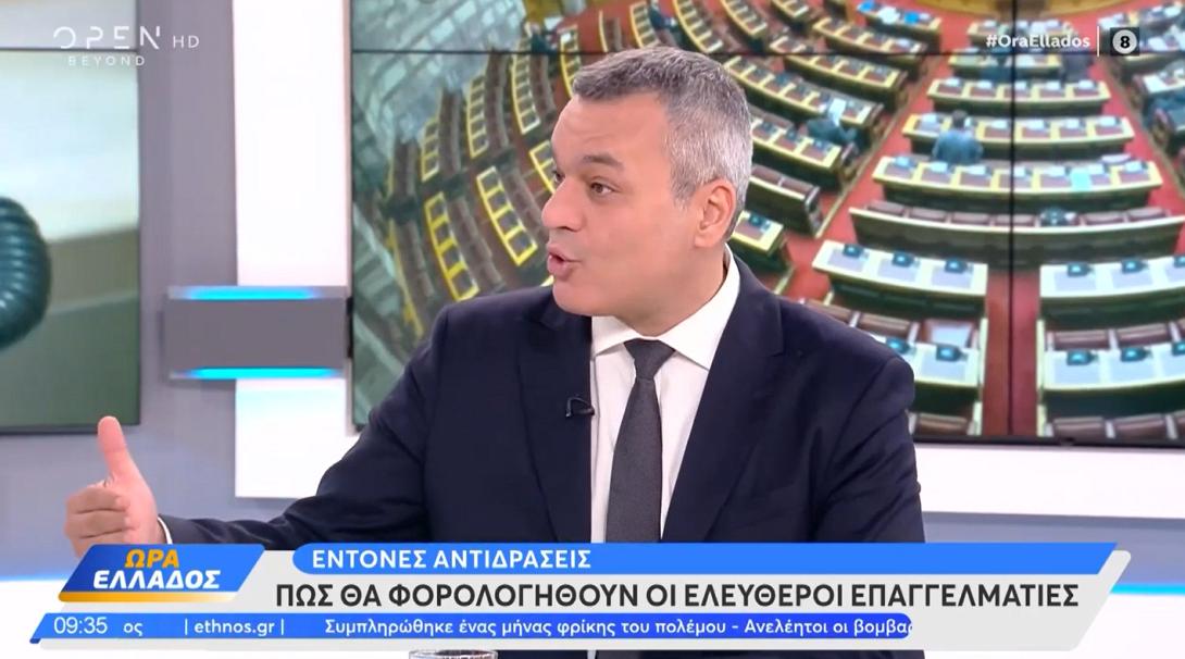 χαρης μαμουλακης 