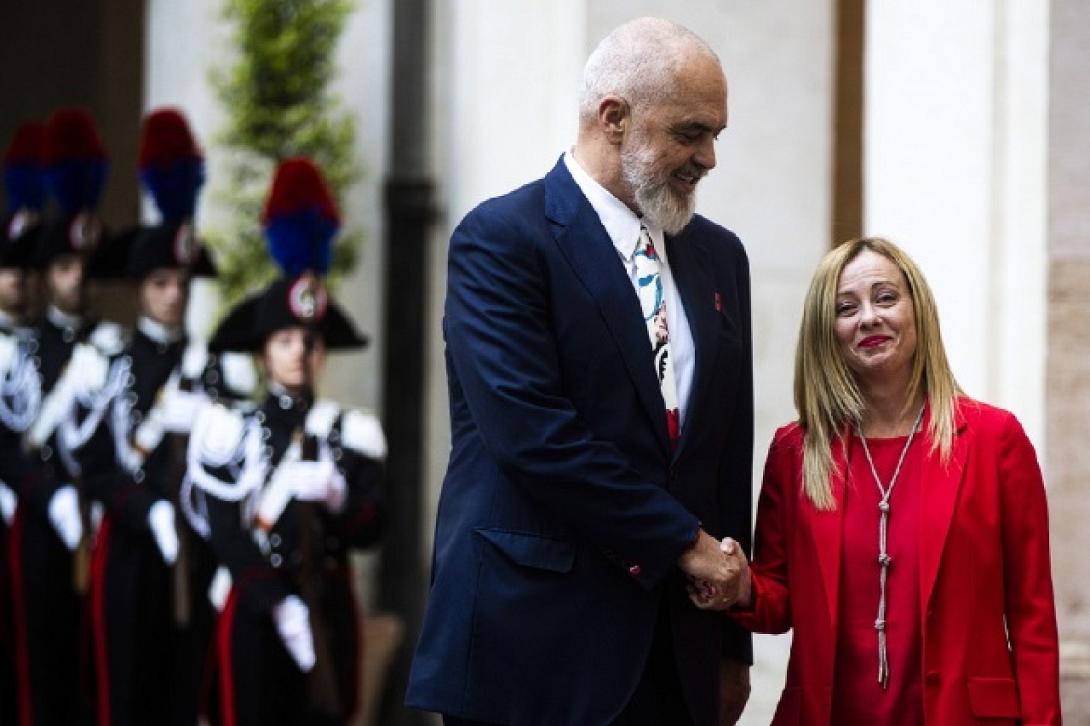 Μελόνι Ράμα