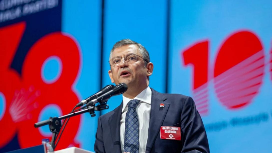 οζγκιούρ οζέλ