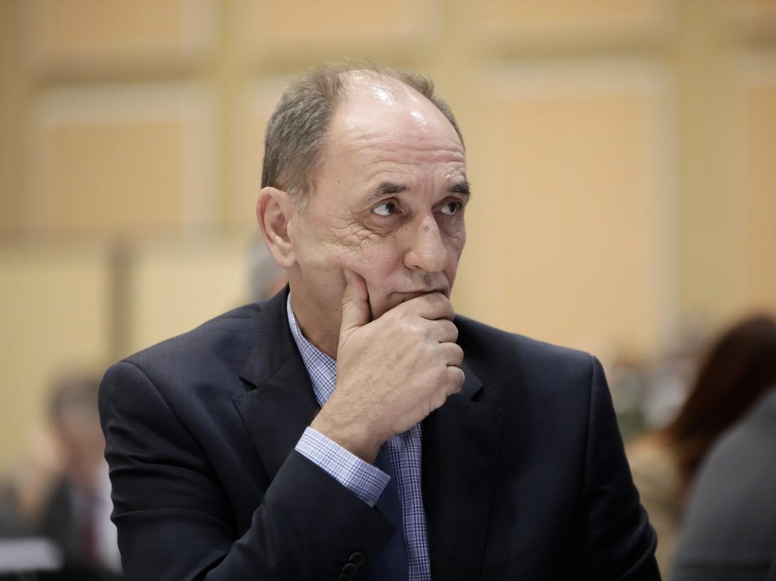 γιώργος σταθάκης