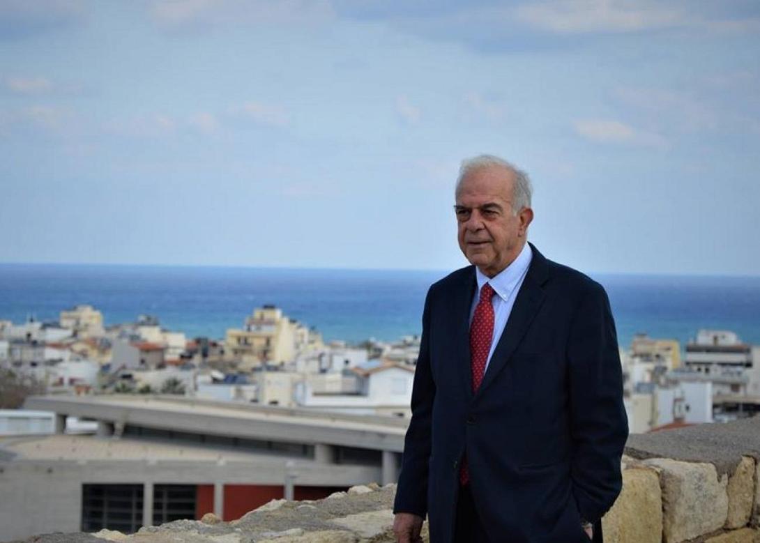 ΒΑΣΙΛΗΣ ΛΑΜΠΡΙΝΟΣ