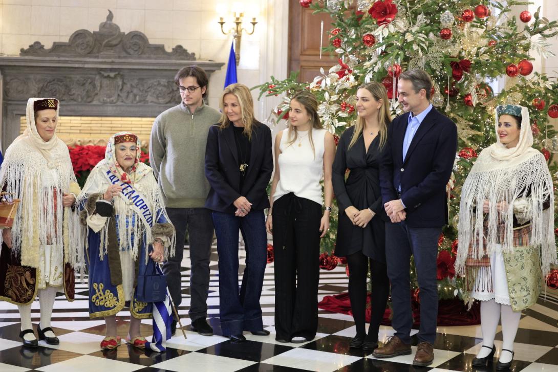 κάλαντα μητσοτάκης