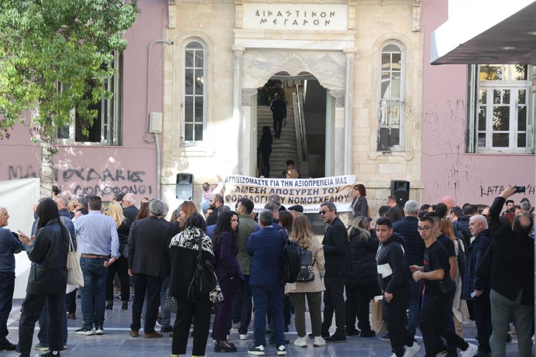 Ηράκλειο: Στους δρόμους οι ελεύθεροι επαγγελματίες για το φορολογικό νομοσχέδιο