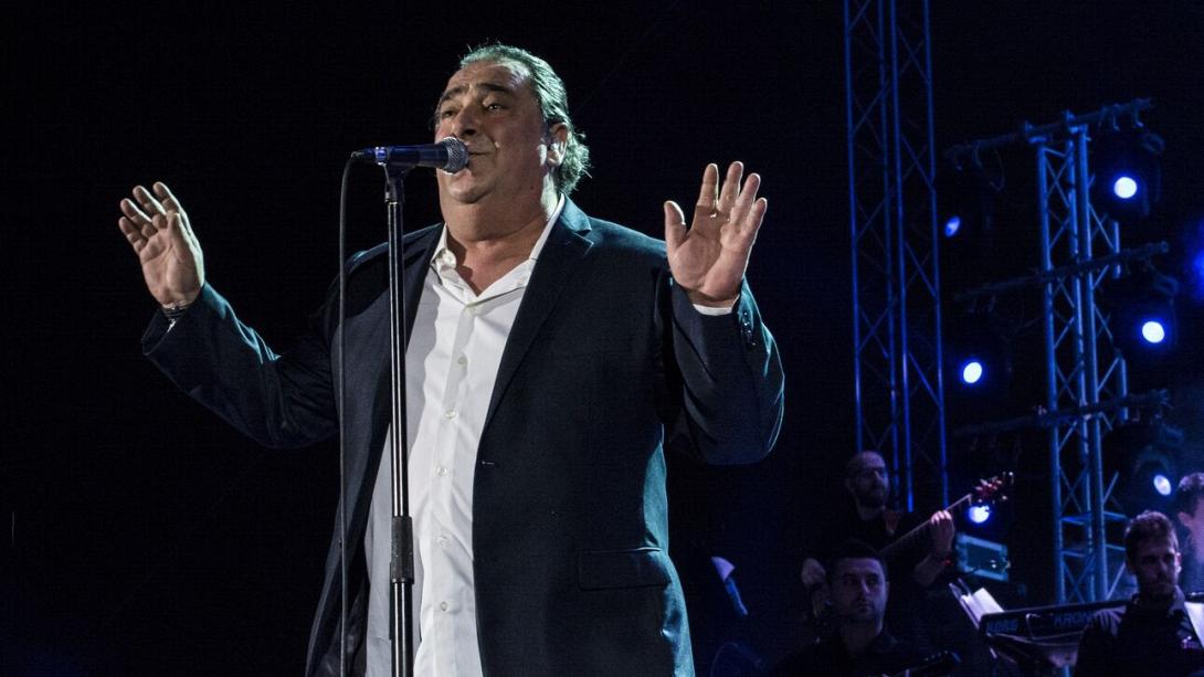 βασίλης καρράς