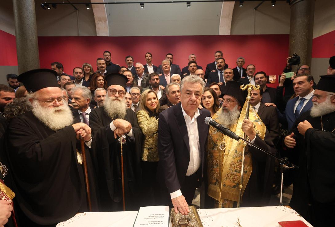 Ορκωμοσία Αρναουτάκη