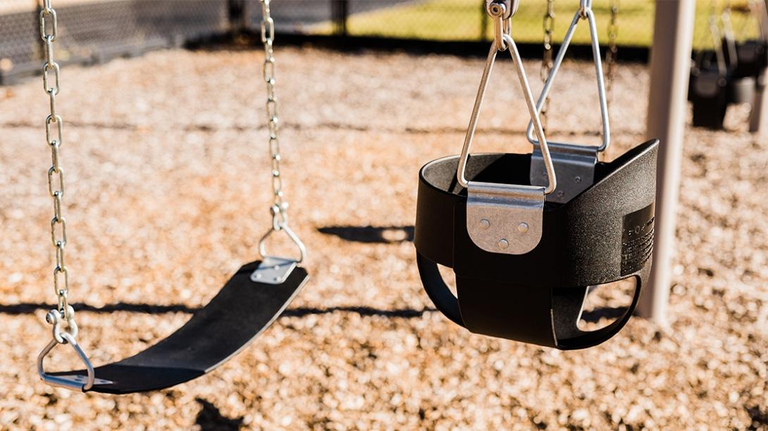 κούνια - παιδική χαρά