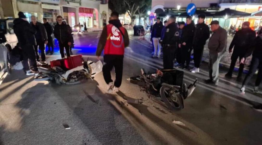 τροχαιο με ντελιβεραδες