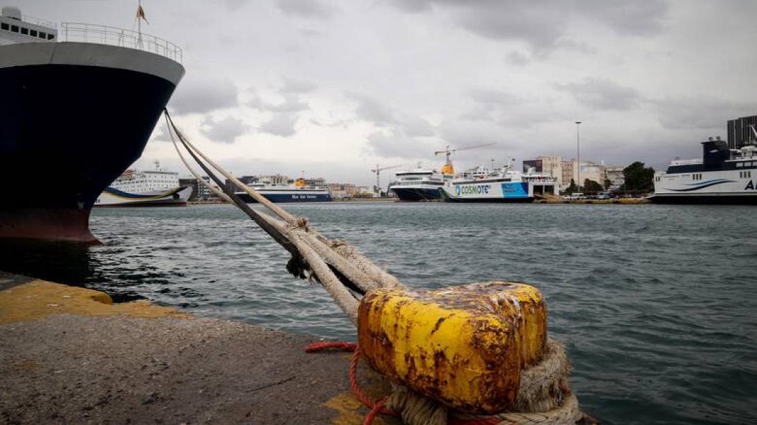 πλοίο - δεμένο