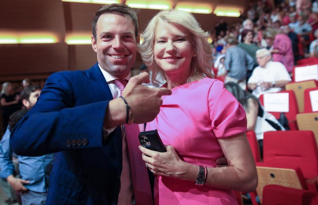 ΚΑΣΣΕΛΑΚΗΣ ΤΖΑΚΡΗ