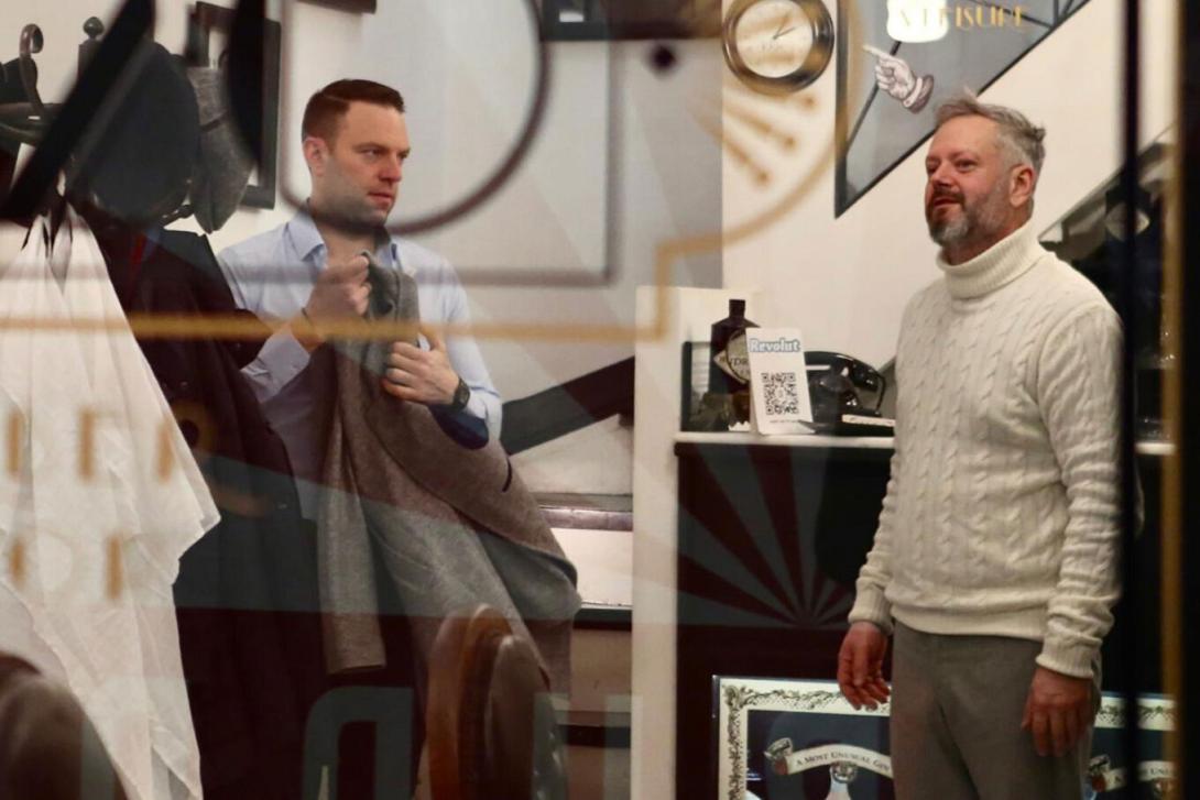 Κασσελάκης - Κούρεμα